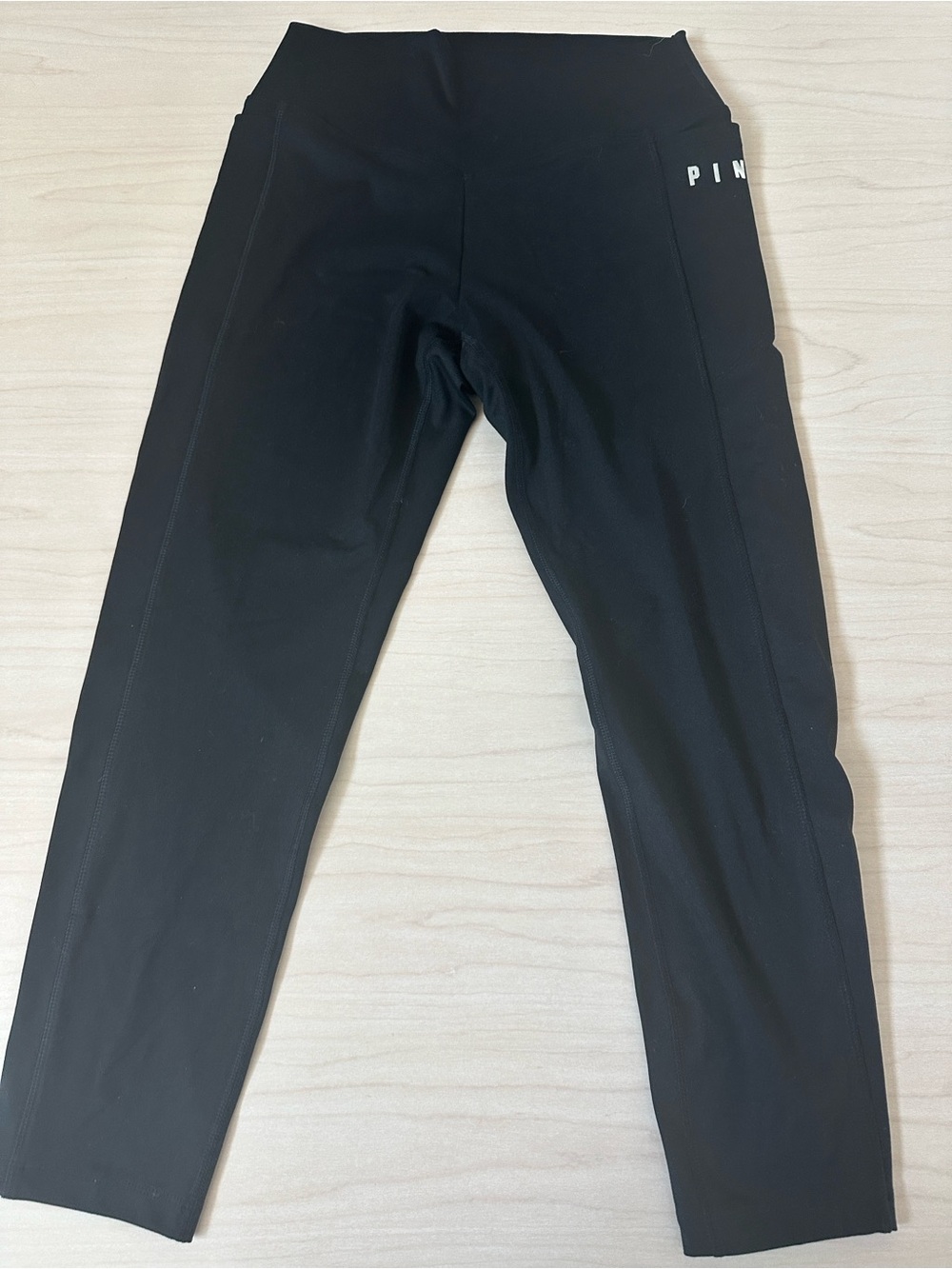 Pink by Victoria’s Secret Ultimate Leggings size medium, excellent condition